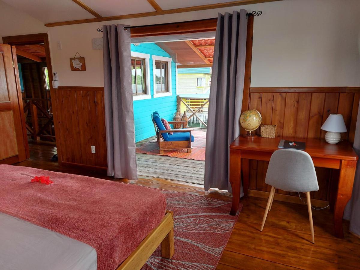The Sunsetter Bed & Breakfast 보카스 타운 외부 사진